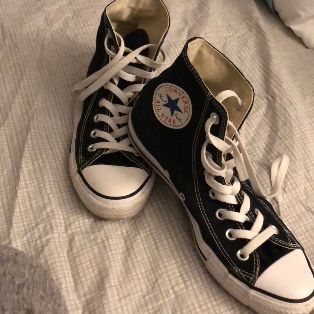 Black Converse